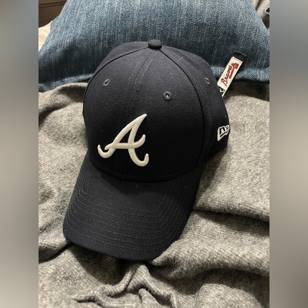 Atlanta Braves Black Hat Baseball Cap